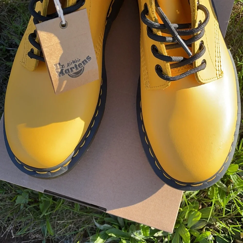 Dr. Martens 1460 Eye Lace/up  Boots Yellow - Picture 12 of 13